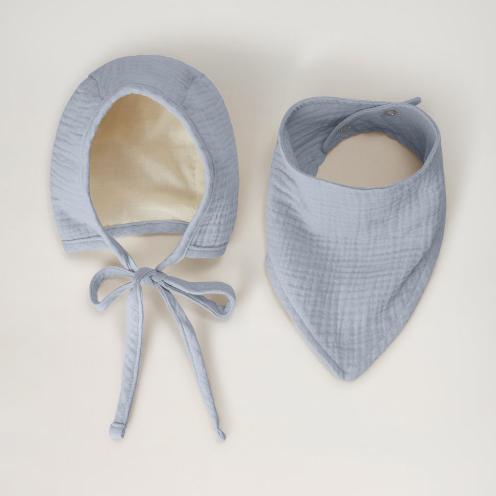 MUSLIN DROOL BIB- NEWS!